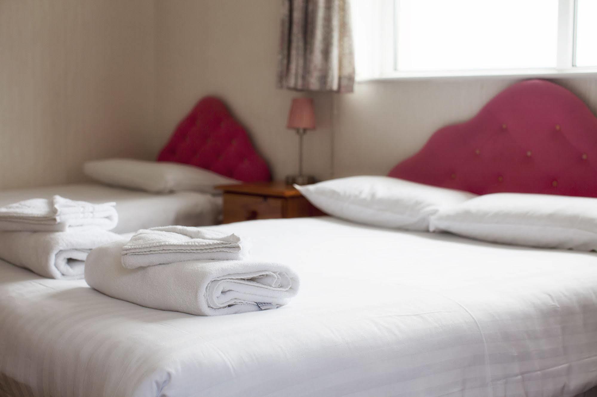 The Wight Bay Hotel - Isle Of Wight Sandown Bagian luar foto